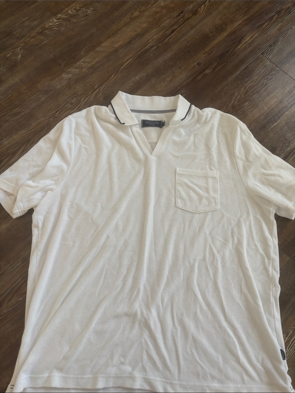 Vineyard Vines White Short-Sleeve Polo with Contrast Collar Trim